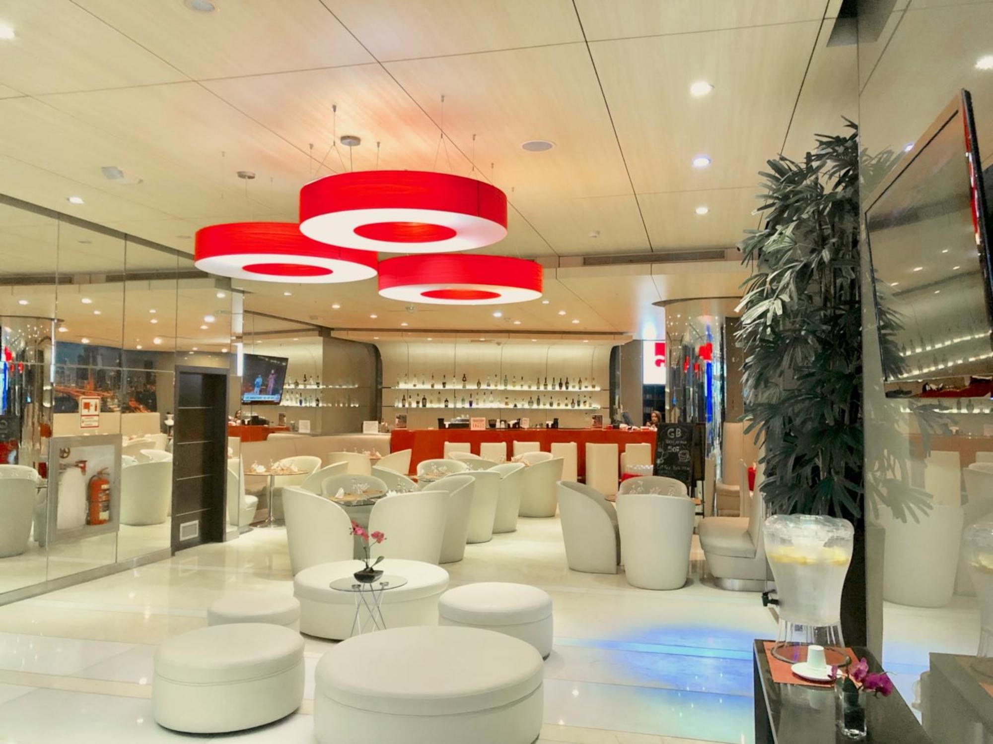 Tryp By Wyndham Centro 4*