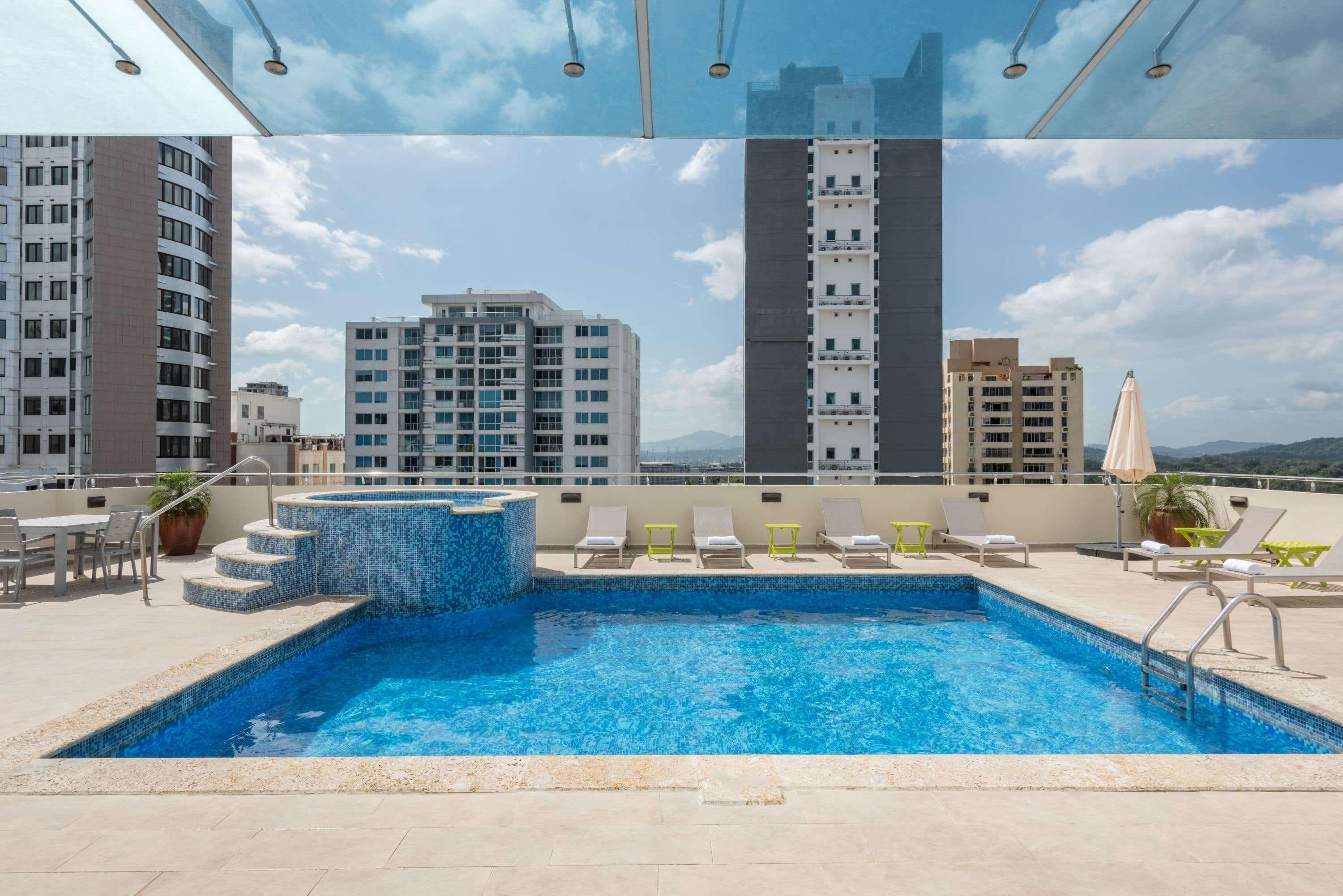 Tryp By Wyndham Centro Hotel 4*